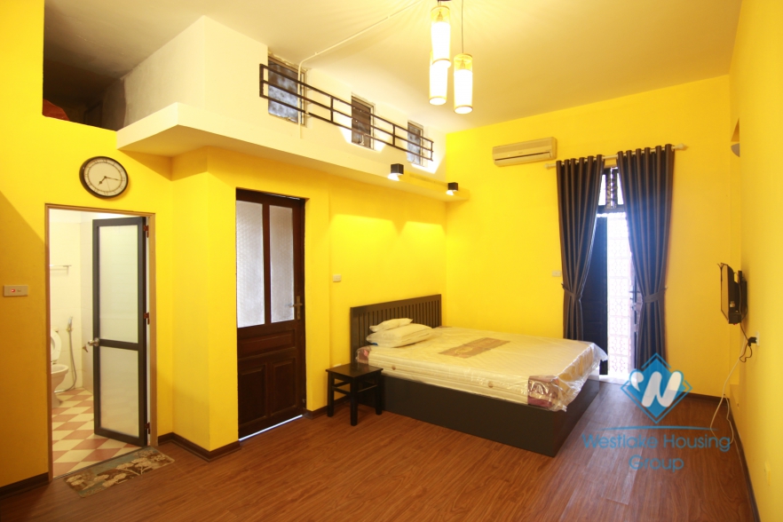 An elegant warmly colored apartment with spectacular views for rent 